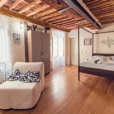 La Casa Di Greta * Lucca